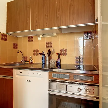 Apartament F2 Cabine, Terrasse, Parking, Proximite - Fr-1-715-81 *