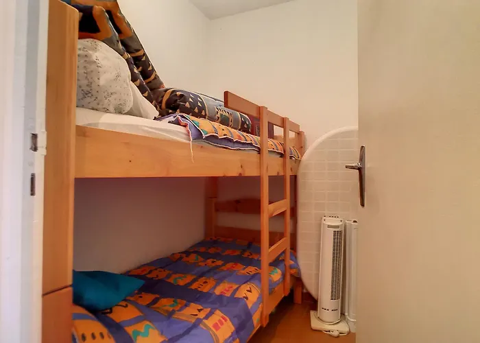 F2 Cabine, Terrasse, Parking, Proximite - Fr-1-715-81 Mauguio